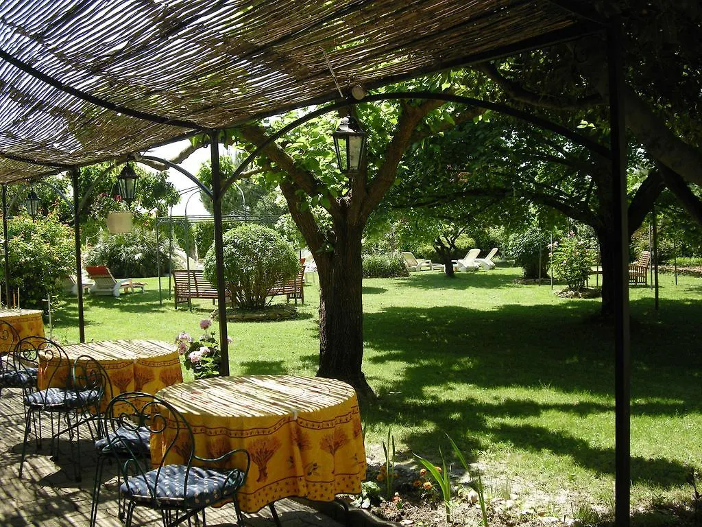 Bastide Des Princes B&B Caderousse Bed & Breakfast